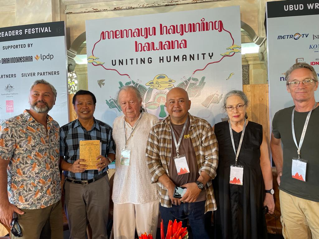 Diskusi Buku “Bali, 50 Years of Changes” di Ubud Writers and Readers Festival 2022