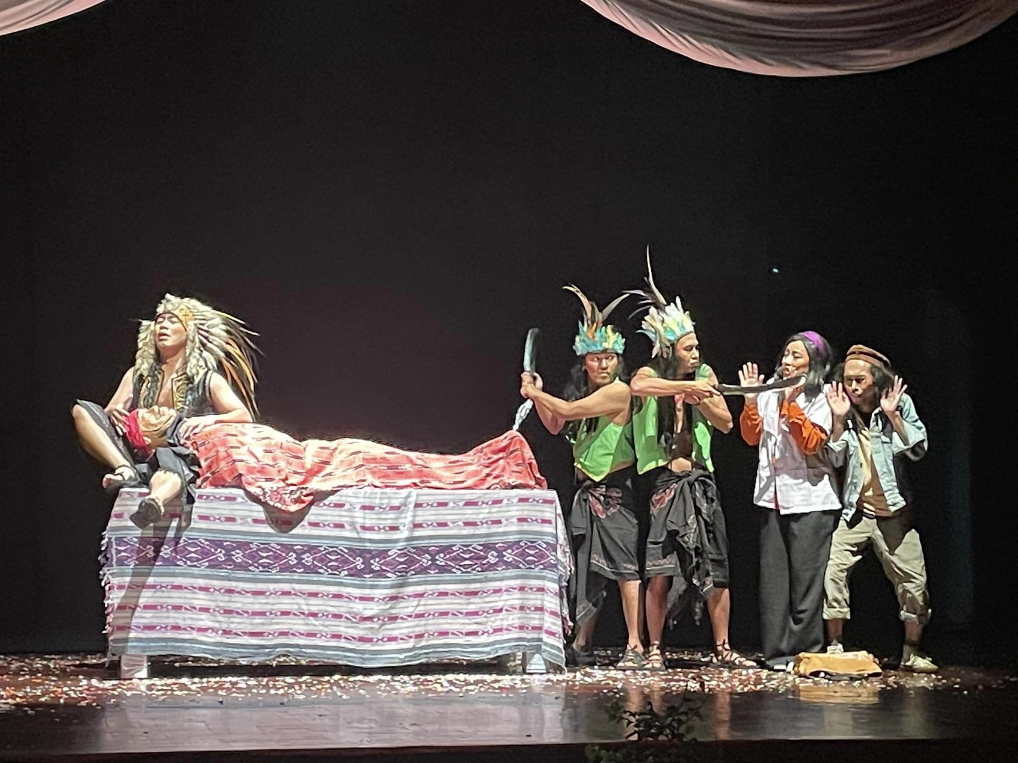 Memukau, Pentas “AH” Teater Mandiri Putu Wijaya di Festival Seni Bali Jani 2023